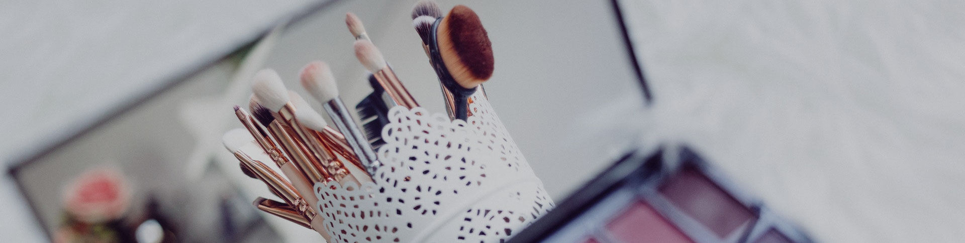 紅薔薇-化妝官方網(wǎng)站|一網(wǎng)天行-網(wǎng)站建設小程序APP系統(tǒng)軟件開發(fā)公司